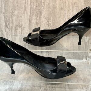 Salvatore Ferragamo Black Patent Leather Bow Open Toe Heels Pumps Sz 7B